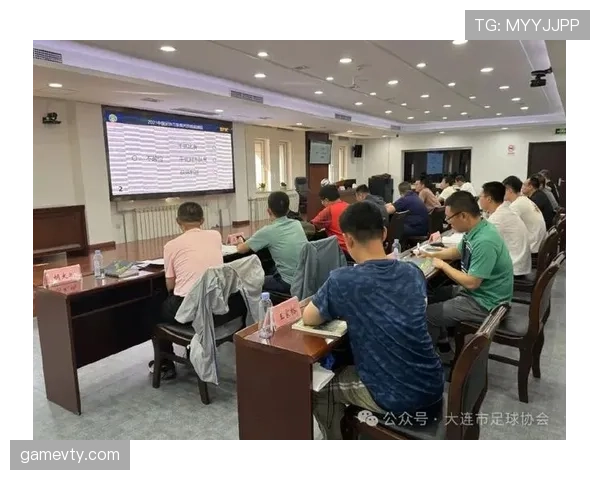 深入解析篮球快攻犯规判定的具体规则细节与裁判执法标准
